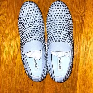 Steve Madden brand new slip in shoes. Silver. Size 8